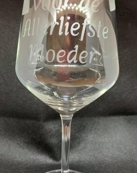 Wijnglas voor Moederdag